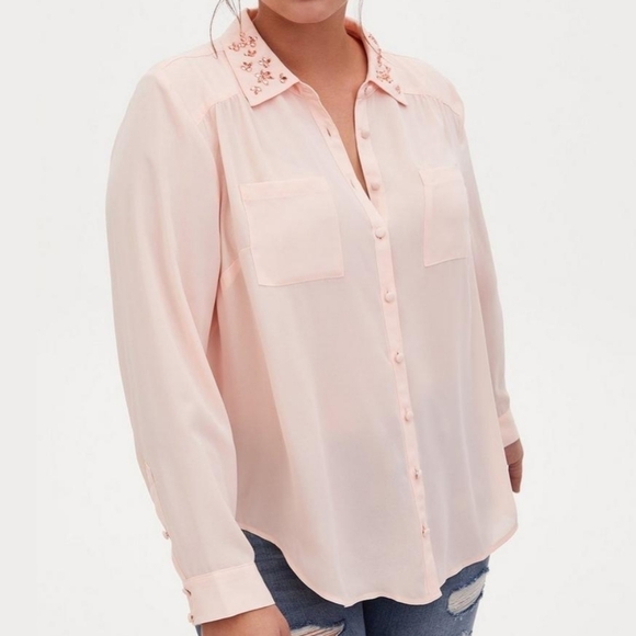 Torrid Madison Light Pink Georgette Embellished Collar Button Front Blouse - Picture 1 of 9
